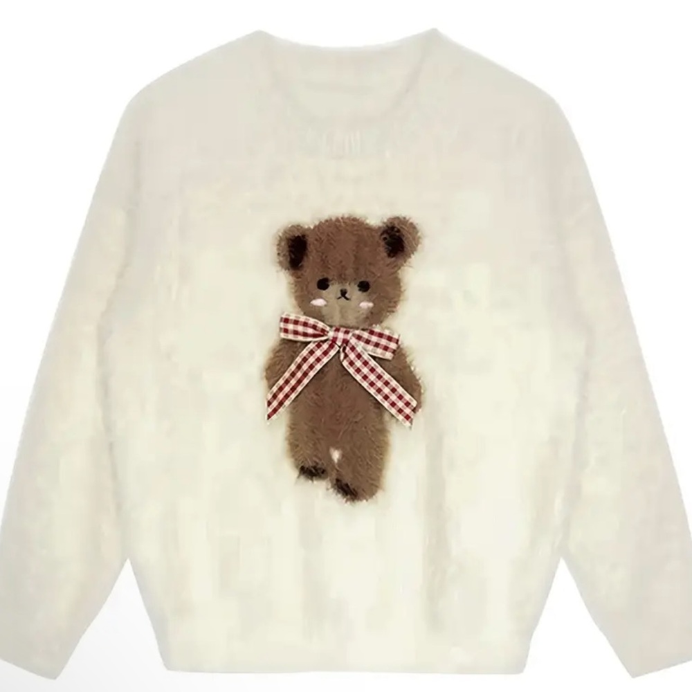 Bear sweater Cozy White cream Sweater with Teddy Bear Design - Picture 3 of 3